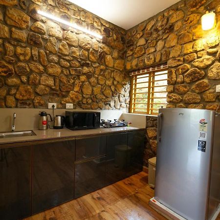 Tiyans Stone Castle Private Tea Villa Vagamon By Voye Homes 外观 照片