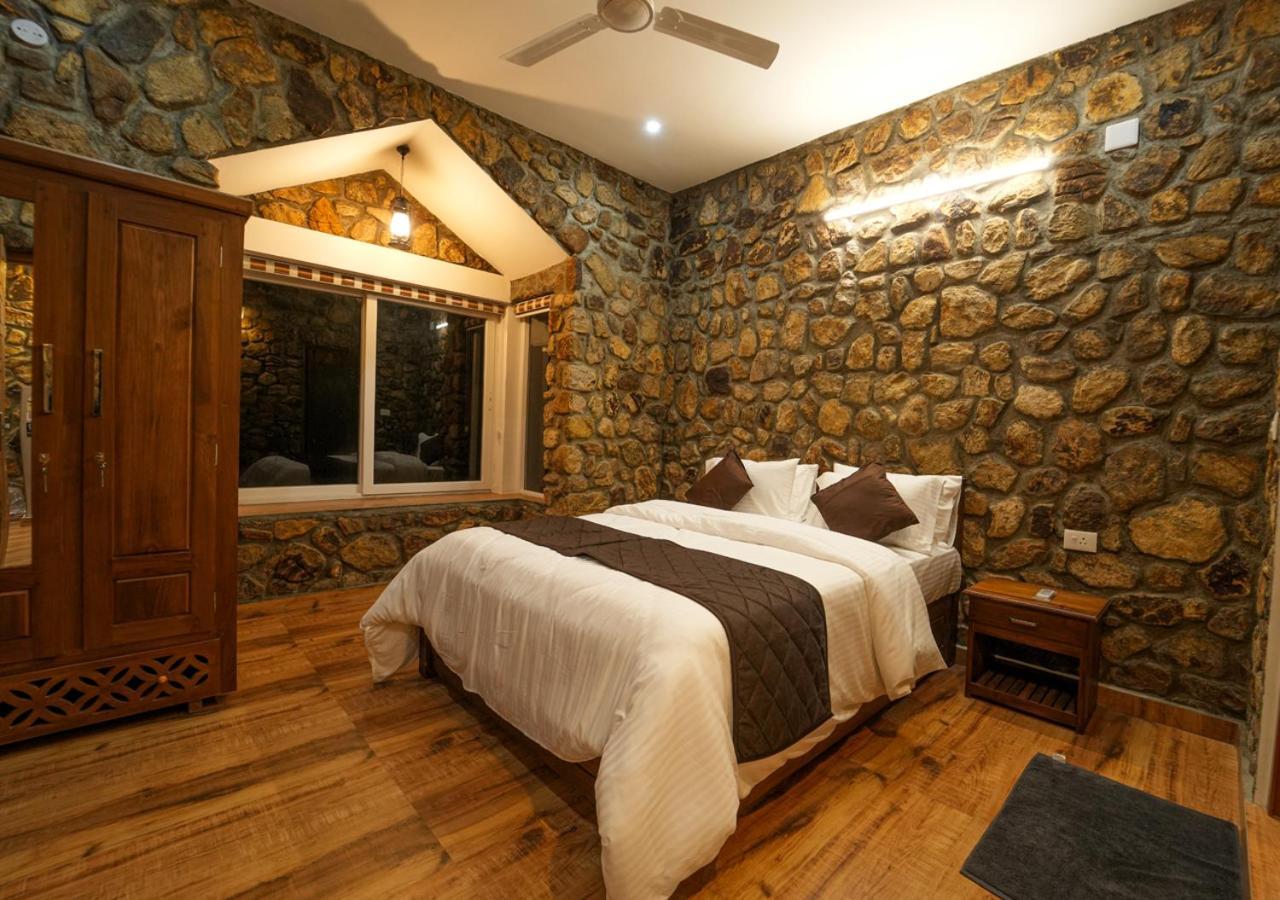 Tiyans Stone Castle Private Tea Villa Vagamon By Voye Homes 外观 照片