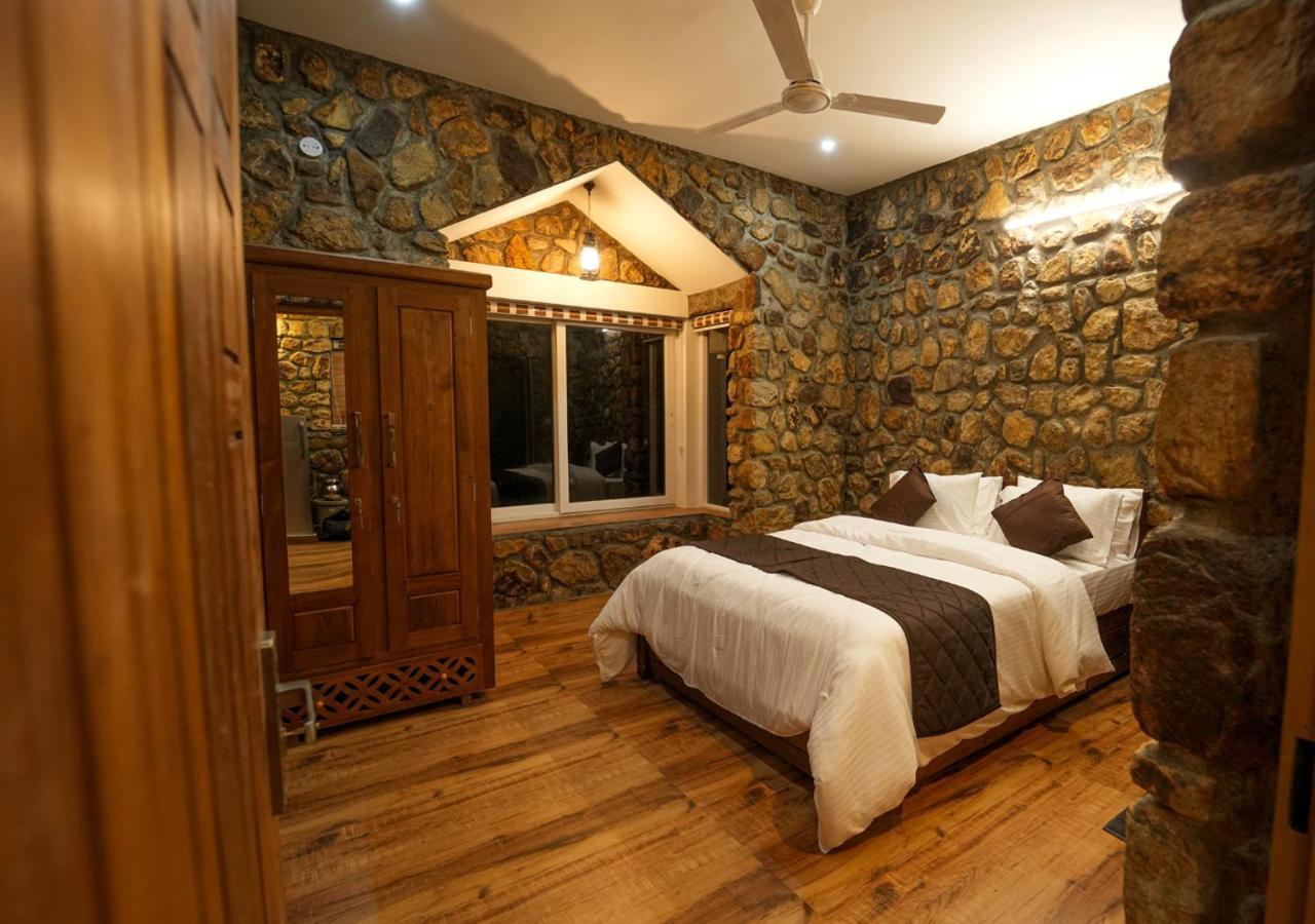 Tiyans Stone Castle Private Tea Villa Vagamon By Voye Homes 外观 照片