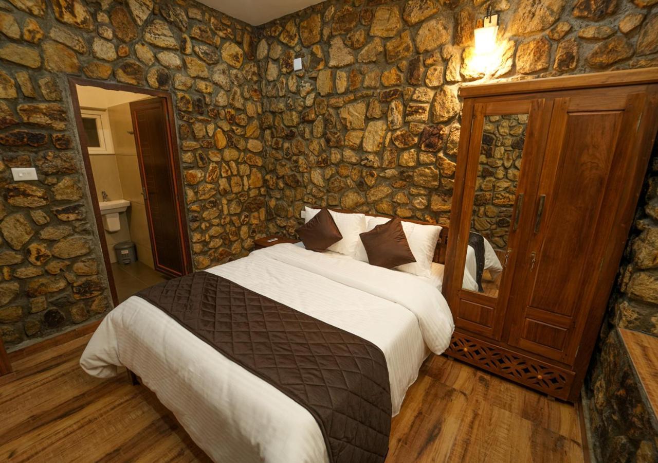 Tiyans Stone Castle Private Tea Villa Vagamon By Voye Homes 外观 照片