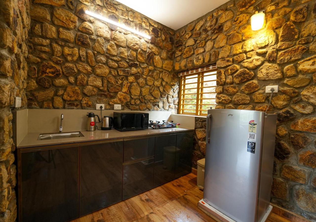 Tiyans Stone Castle Private Tea Villa Vagamon By Voye Homes 外观 照片