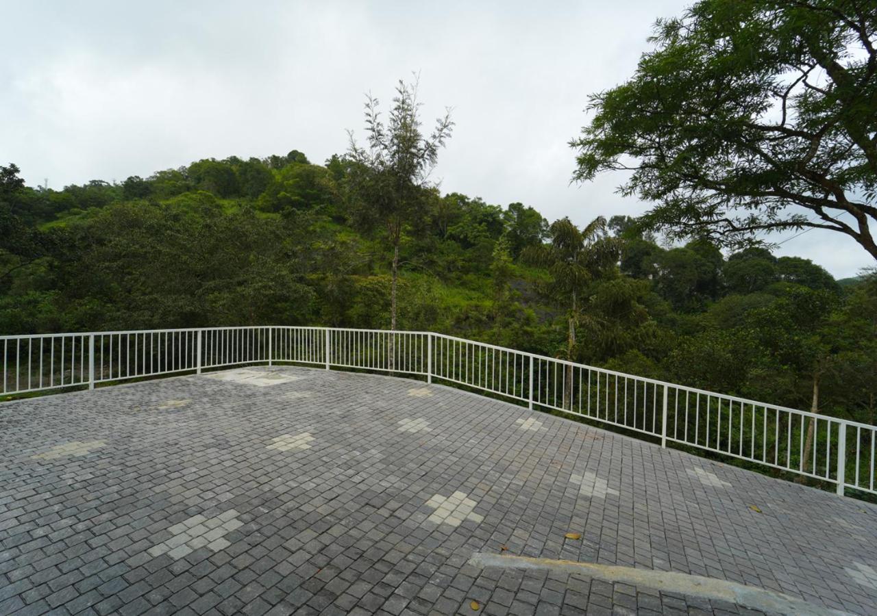 Tiyans Stone Castle Private Tea Villa Vagamon By Voye Homes 外观 照片