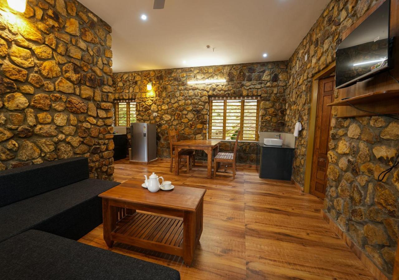 Tiyans Stone Castle Private Tea Villa Vagamon By Voye Homes 外观 照片